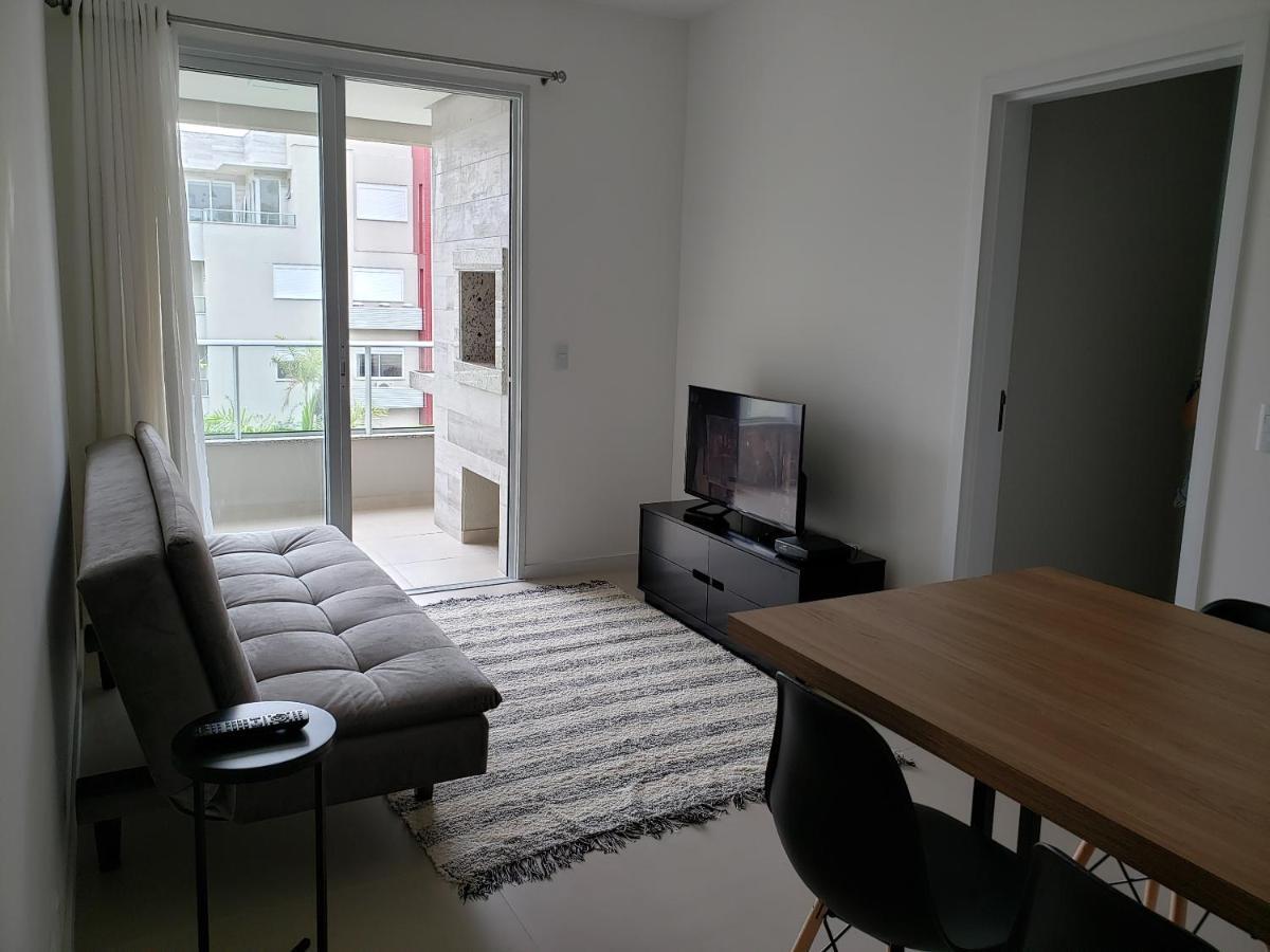 Apartamento em frente à praia do Campeche Florianópolis Esterno foto