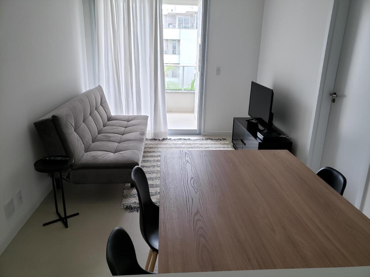 Apartamento em frente à praia do Campeche Florianópolis Esterno foto