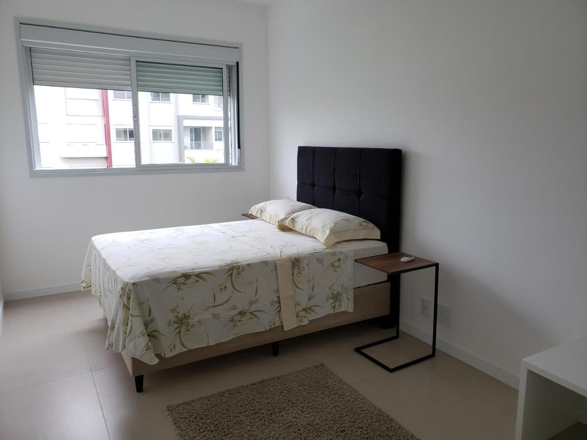 Apartamento em frente à praia do Campeche Florianópolis Esterno foto